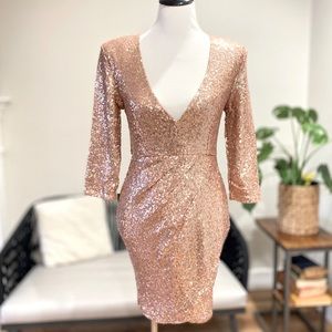 🌠NWT Rose Gold Sequins Dress🌼